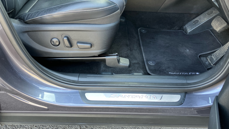 Hyundai SANTA FE 1.6 TGDi Hybrid Premium 5dr Auto Hybrid Estate